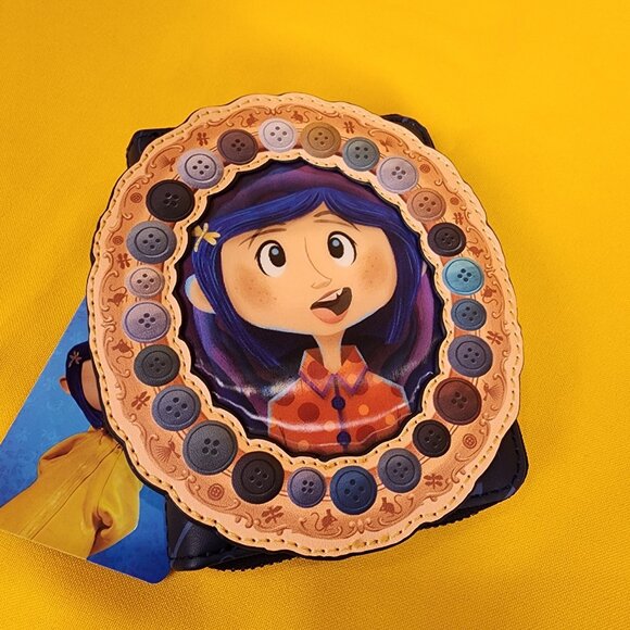 Loungefly Coraline Portal Button Frame Lenticular Zip Wallet NEW - Picture 10 of 15